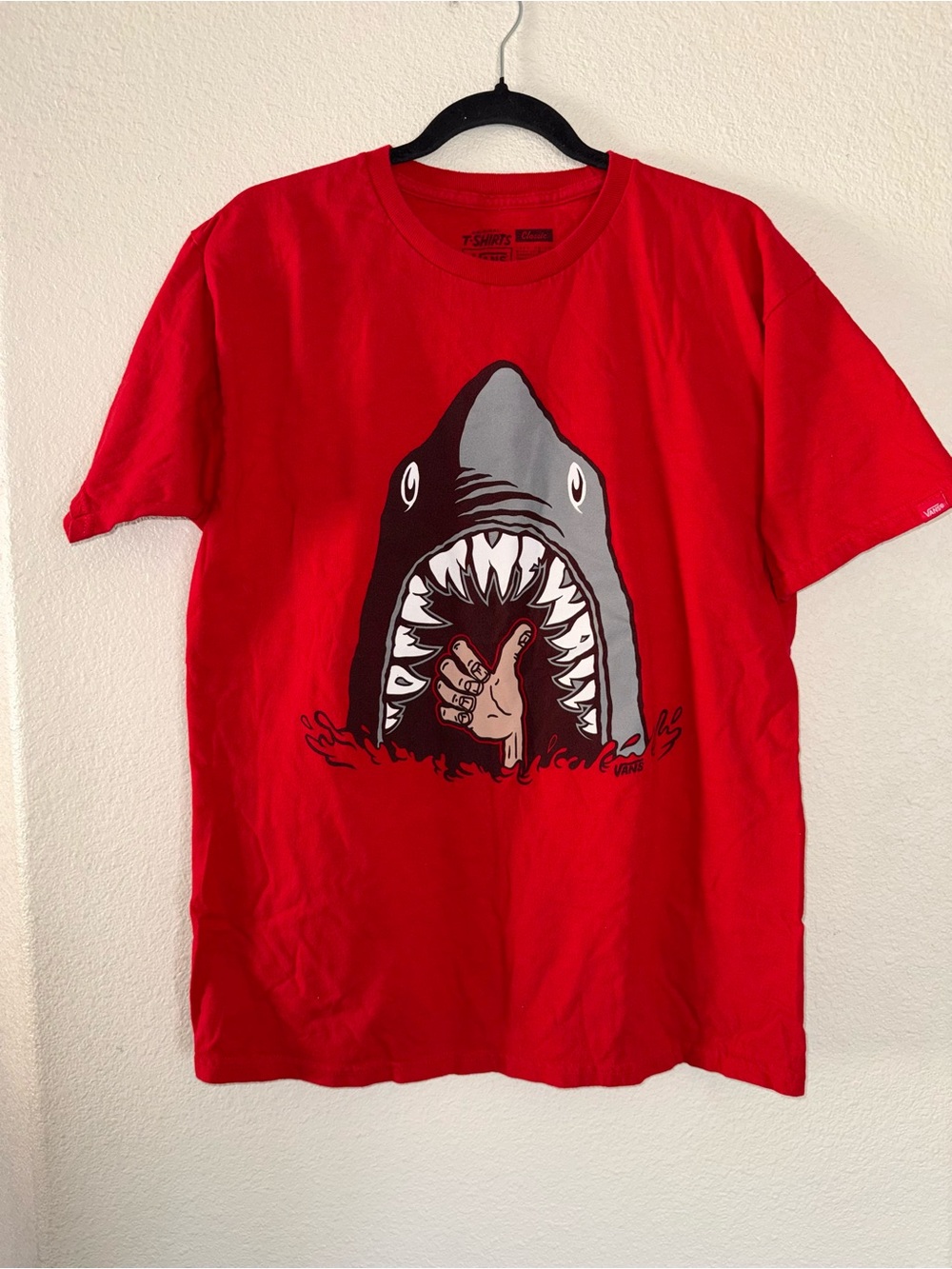 Vans Graphic Shark Bite Red Tee Mens Size L